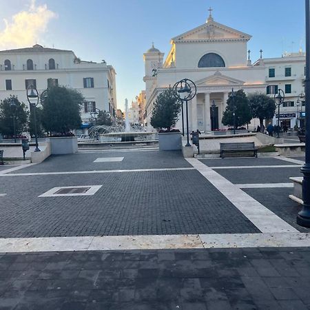 La Piazzetta Anzio Hotel Exterior photo